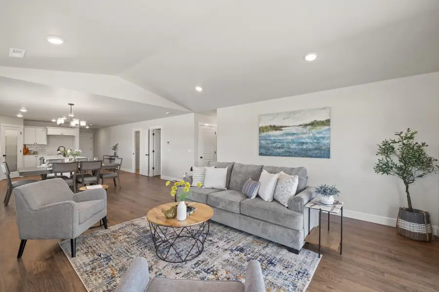 Representative furnished interior of a home built from the Aspen by MonteVista Homes in Rosengarth Estates, Bend (Image 3). Representative furnished interior of a home built from the Aspen by MonteVista Homes in Rosengarth Estates, Bend (Image 3).