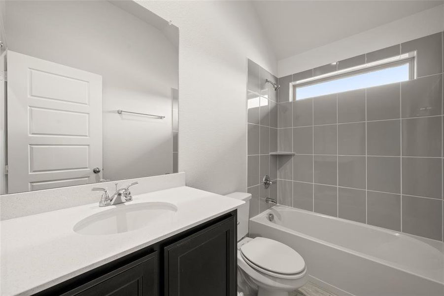 200 Shepards- Bathroom-1 200 Shepards- Bathroom-1