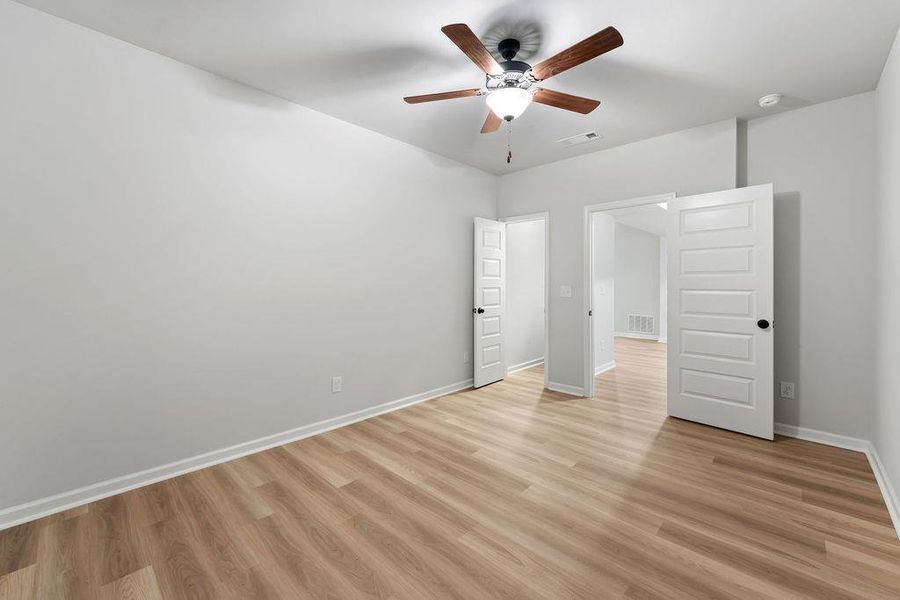 Spacious, unfurnished interior of a new home in Trinity Park, McDonough (Image 50). Spacious, unfurnished interior of a new home in Trinity Park, McDonough (Image 50).