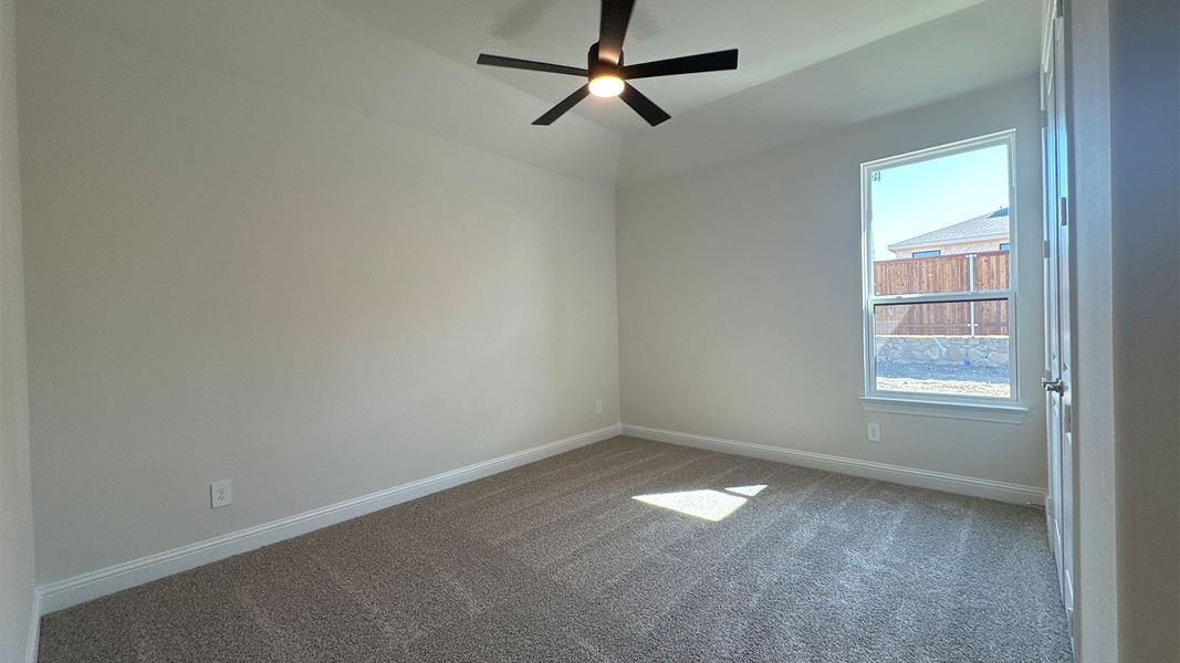 Spacious, unfurnished interior of a new home in Peachtree Meadows, Rockwall (Image 17).