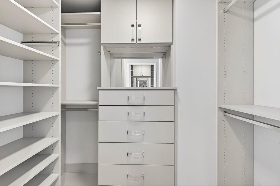 Furnished interior view inside a new home in , Pompano Beach (Image 14).