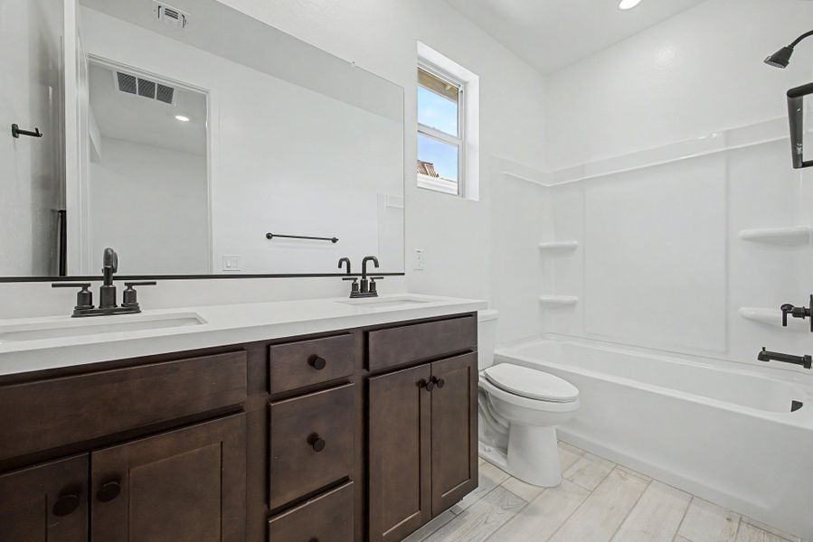 Furnished interior view inside a new home in Frontera, Surprise (Image 7).
