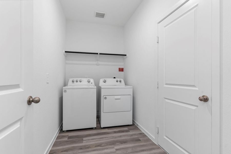 Furnished interior view inside a new home in Holly Ridge, Rosenberg (Image 16).