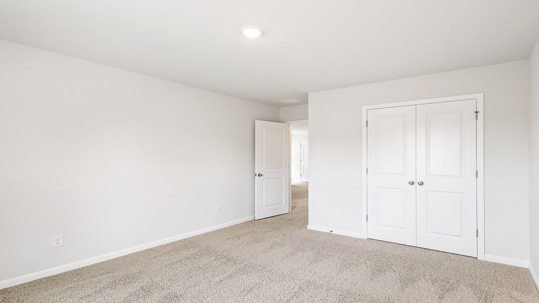 Spacious, unfurnished interior of a new home in Sheep Island, Summerville (Image 18). Spacious, unfurnished interior of a new home in Sheep Island, Summerville (Image 18).
