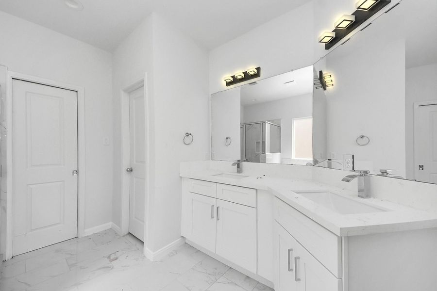 Furnished interior view inside a new home in , Houston (Image 9).
