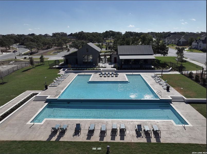 Community amenities in 6 Creeks, Kyle (Image 19).