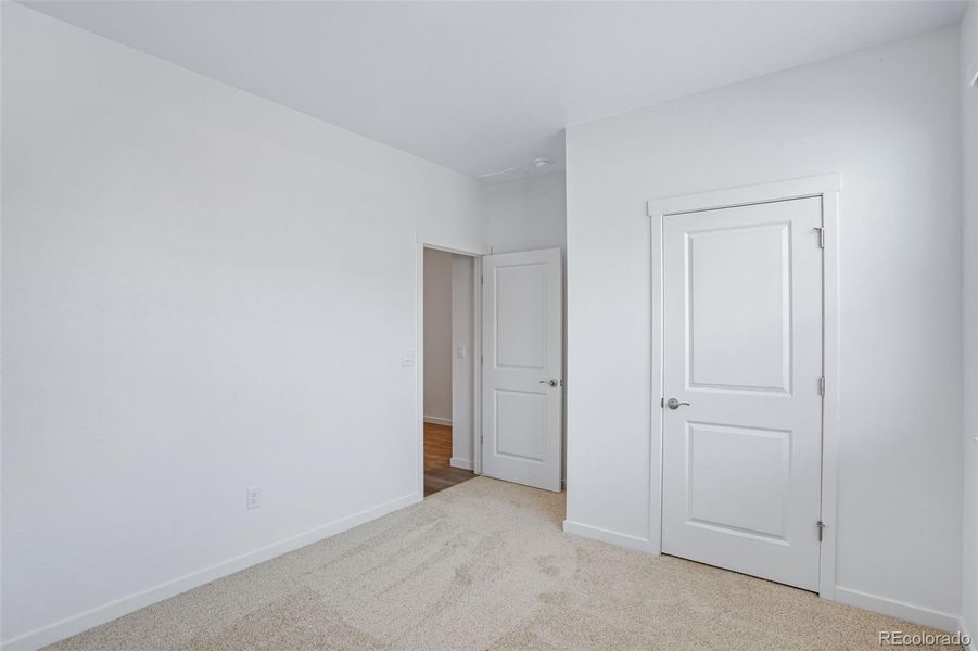 Spacious, unfurnished interior of a new home in Ridge at Johnstown, Johnstown (Image 23).