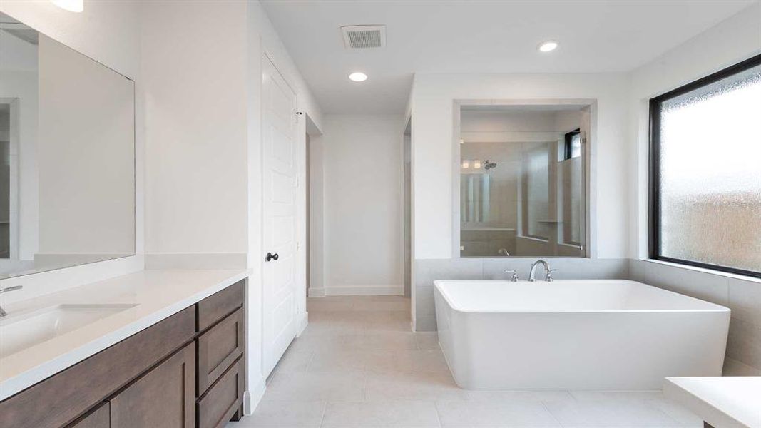 Furnished interior view inside a new home in The Lakes Of Somercrest 60', Midlothian (Image 6). Furnished interior view inside a new home in The Lakes Of Somercrest 60', Midlothian (Image 6).