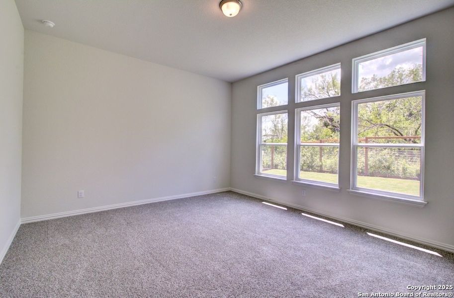 Spacious, unfurnished interior of a new home in The Crossvine, Schertz (Image 23).