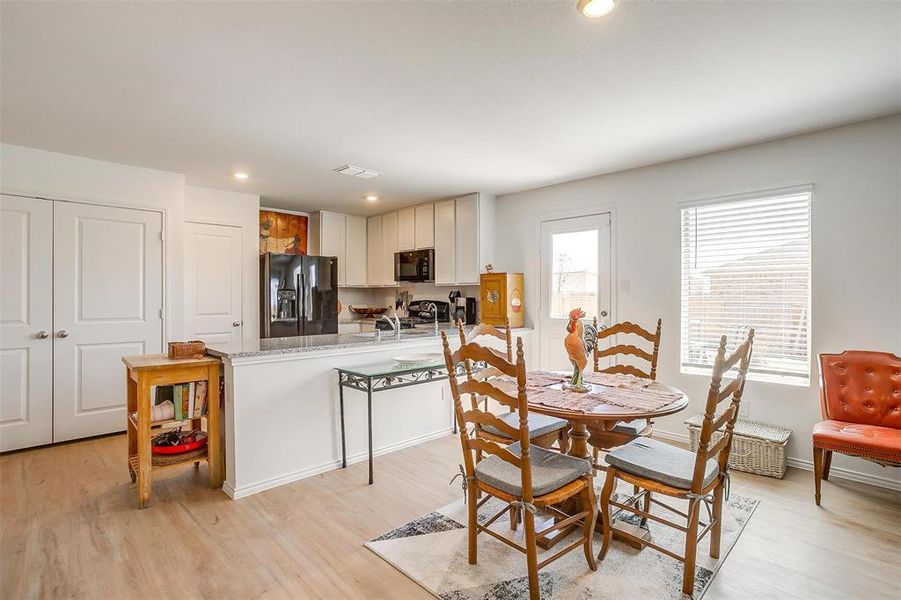 Furnished interior view inside a new home in , Fort Worth (Image 5).