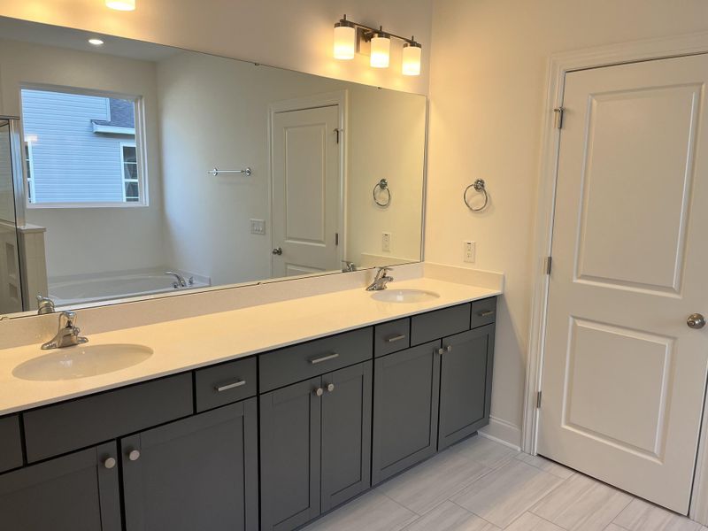 Furnished interior view inside a new home in Creek Pointe, Moncks Corner (Image 6).