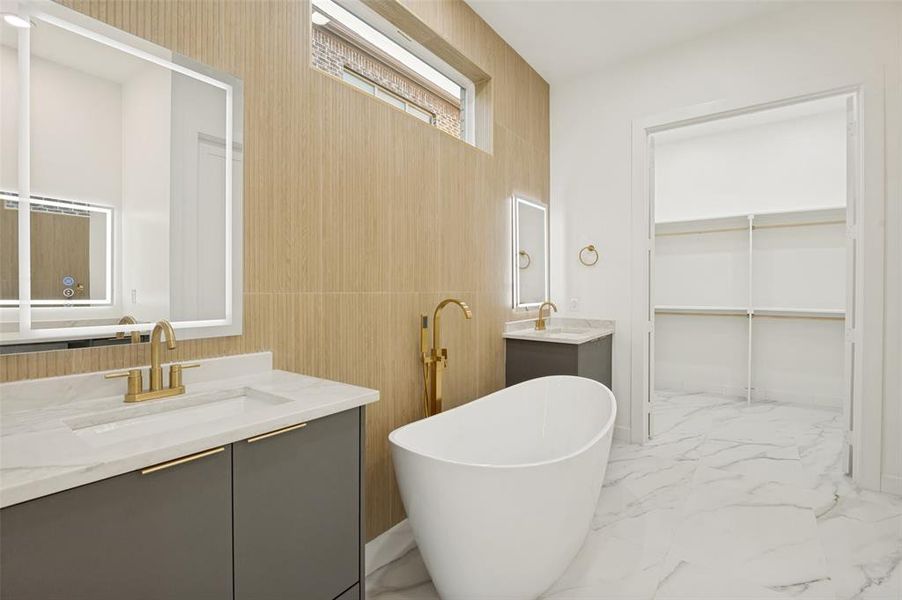 Furnished interior view inside a new home in , Frisco (Image 13).