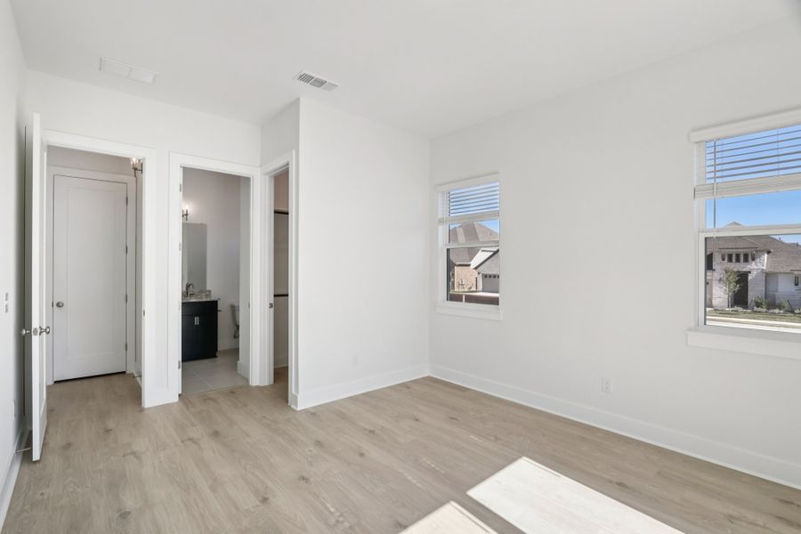 Spacious, unfurnished interior of a new home in Sauls Ranch, Round Rock (Image 22). Spacious, unfurnished interior of a new home in Sauls Ranch, Round Rock (Image 22).