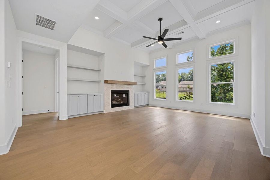 Spacious, unfurnished interior of a new home in Yellowstone Farms, Cumming (Image 32).
