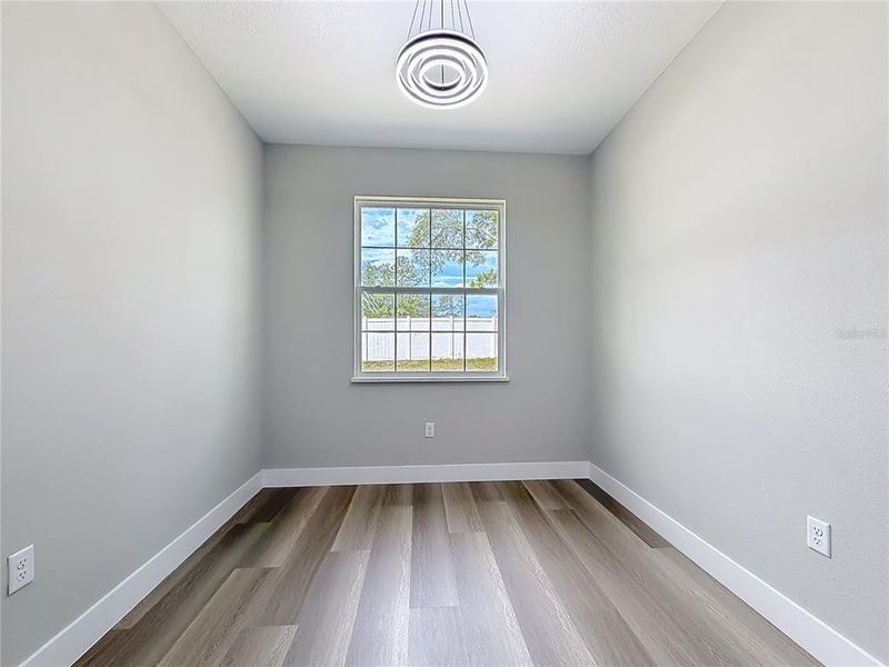Spacious, unfurnished interior of a new home in , Citrus Springs (Image 16).