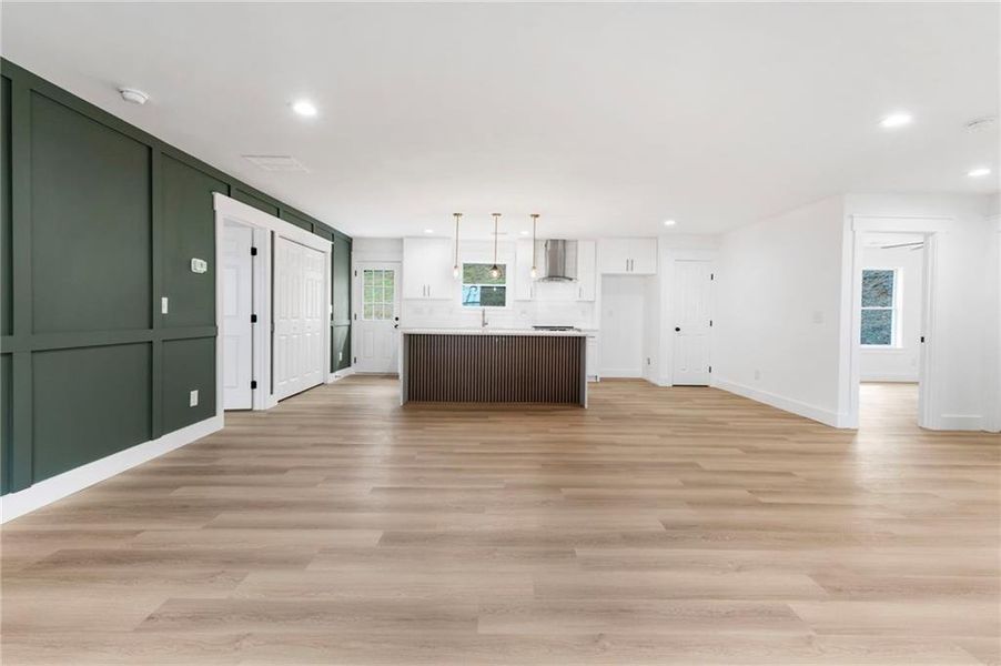 Spacious, unfurnished interior of a new home in , Cartersville (Image 39).