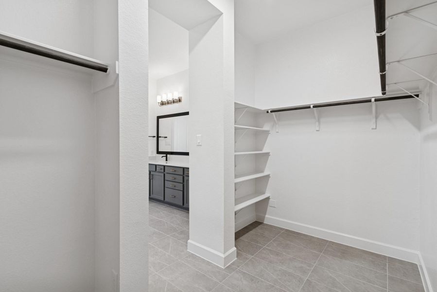 Spacious, unfurnished interior of a new home in Brookewater 55’ Homesites, Rosenberg (Image 28). Spacious, unfurnished interior of a new home in Brookewater 55’ Homesites, Rosenberg (Image 28).