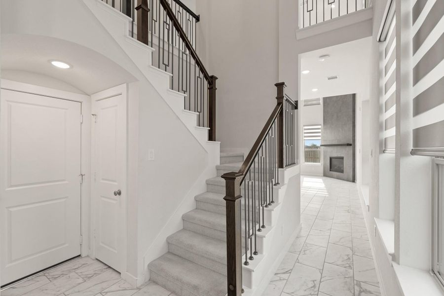 Spacious, unfurnished interior of a new home in , Fulshear (Image 18).