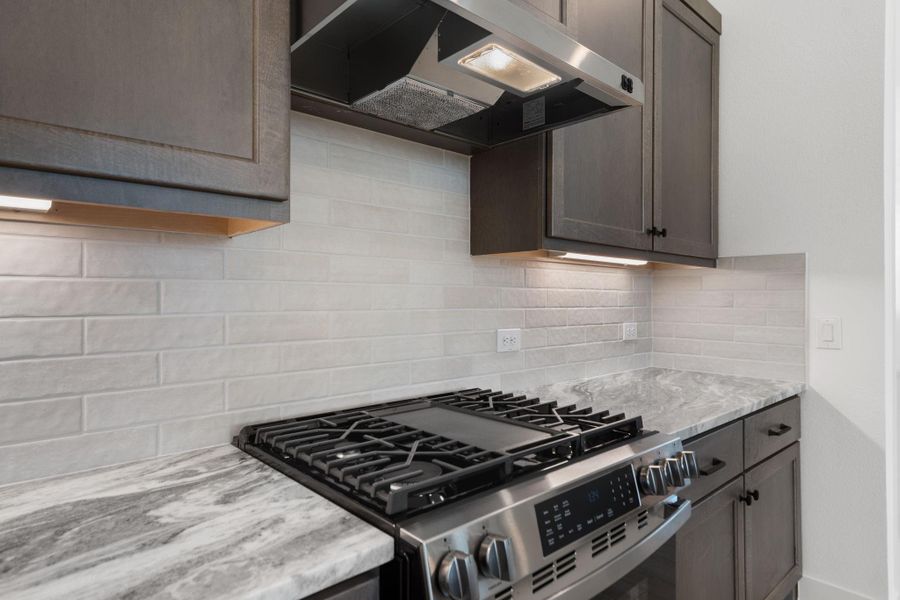Close-up of interior finishes inside a home in Riceland, Mont Belvieu (Image 17).
