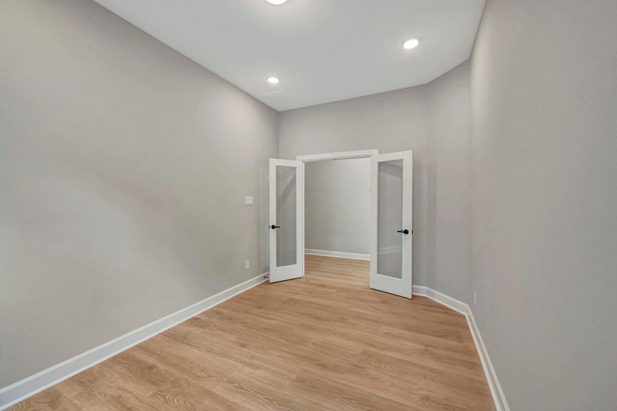 Spacious, unfurnished interior of a new home in Pomona 45' Homesites, Manvel (Image 17).