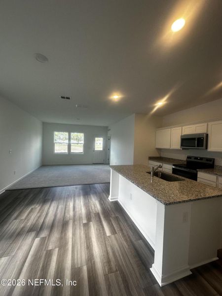 Spacious, unfurnished interior of a new home in , Palm Coast (Image 15).