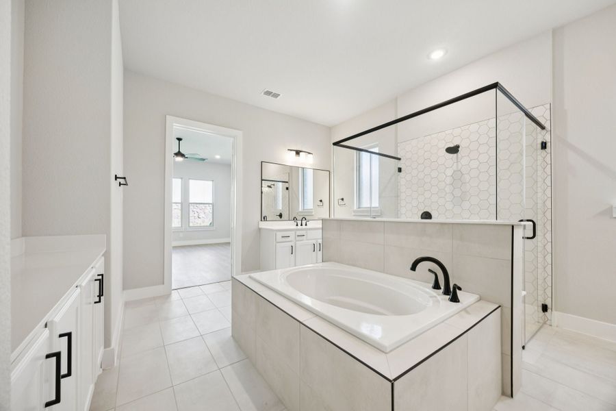Furnished interior view inside a new home in Painted Tree Lakeside, McKinney (Image 11).