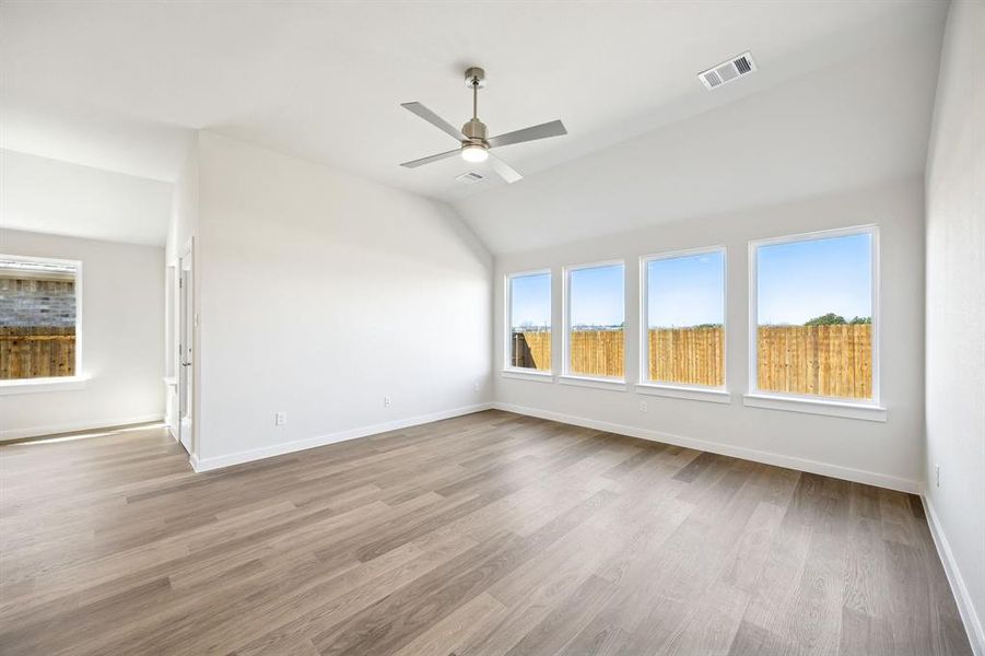 Spacious, unfurnished interior of a new home in Freeman Farms, Kaufman (Image 16). Spacious, unfurnished interior of a new home in Freeman Farms, Kaufman (Image 16).