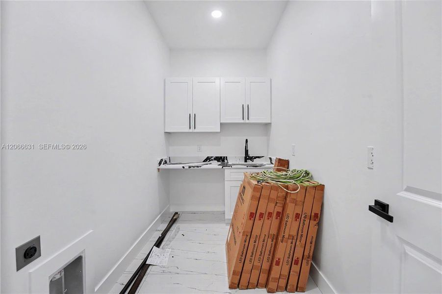 Furnished interior view inside a new home in , Lehigh Acres (Image 8).
