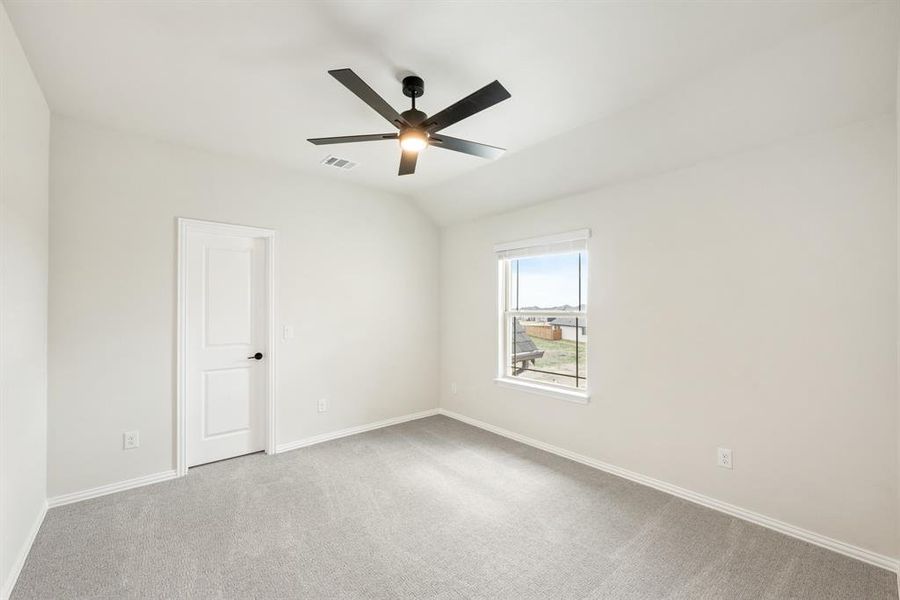 Spacious, unfurnished interior of a new home in ArrowBrooke, Aubrey (Image 33). Spacious, unfurnished interior of a new home in ArrowBrooke, Aubrey (Image 33).