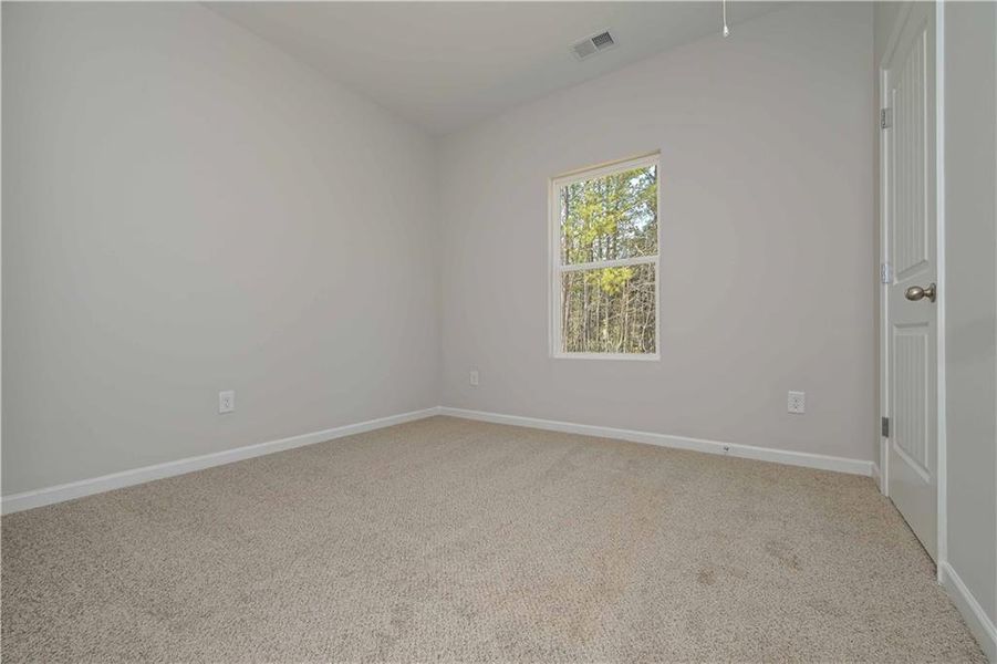 Spacious, unfurnished interior of a new home in , Villa Rica (Image 8).