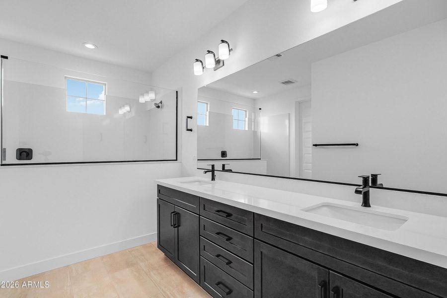 hj-az-phoenix-asante-journey-overland-lo