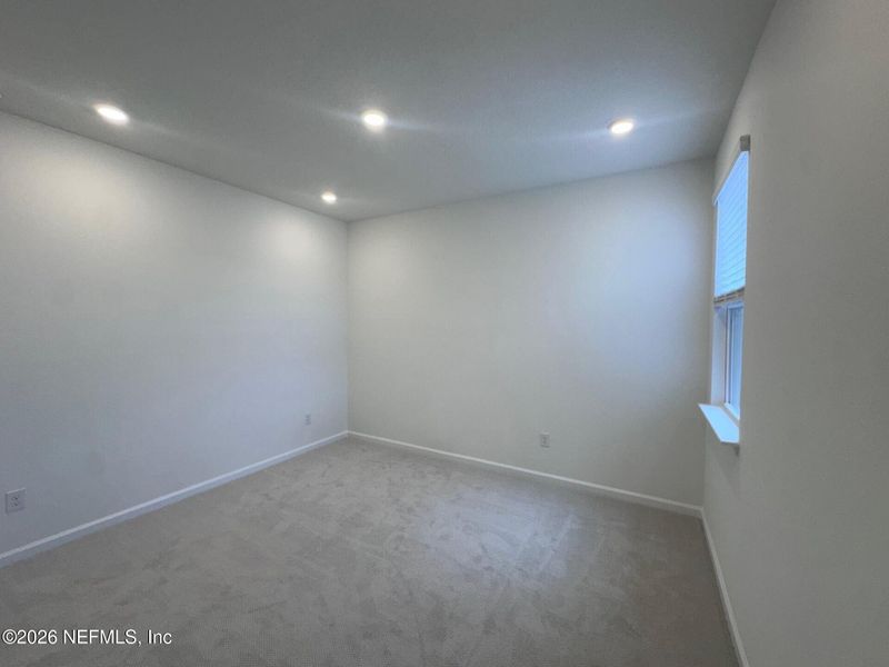 Spacious, unfurnished interior of a new home in , St. Augustine (Image 5).