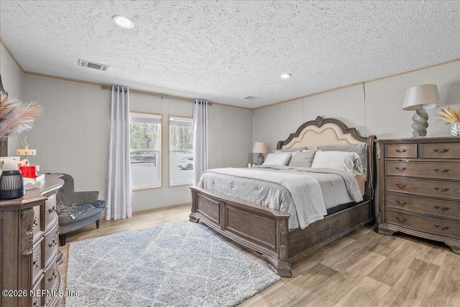 Furnished interior view inside a new home in , Palatka (Image 14).