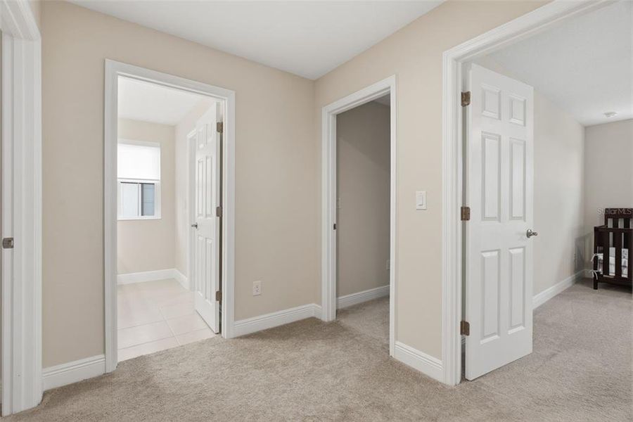 Spacious, unfurnished interior of a new home in Hawkstone, Lithia (Image 25).