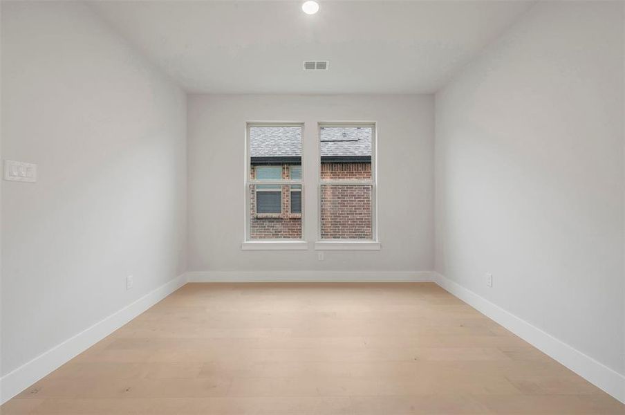 Spacious, unfurnished interior of a new home in Lilyana, Celina (Image 26). Spacious, unfurnished interior of a new home in Lilyana, Celina (Image 26).