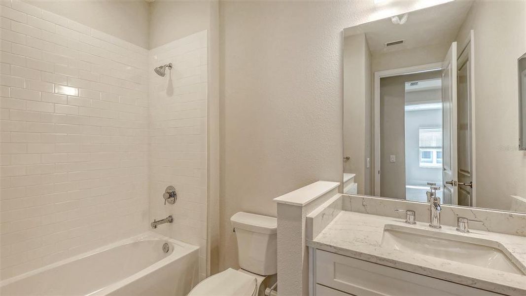 Furnished interior view inside a new home in , Venice (Image 6).