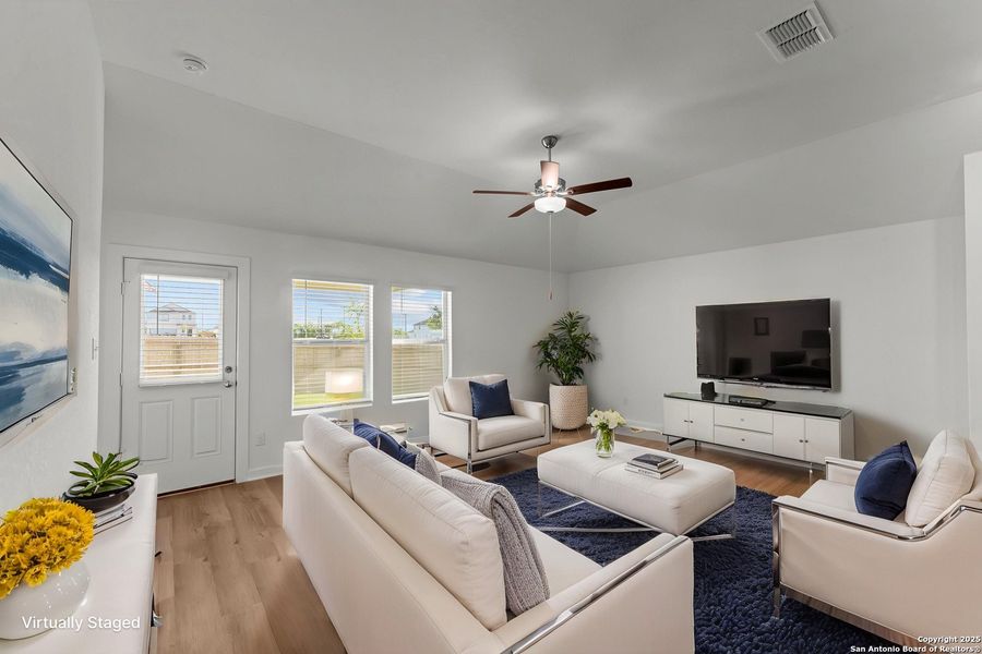 Furnished interior view inside a new home in Greenspoint Heights, Seguin (Image 11). Furnished interior view inside a new home in Greenspoint Heights, Seguin (Image 11).