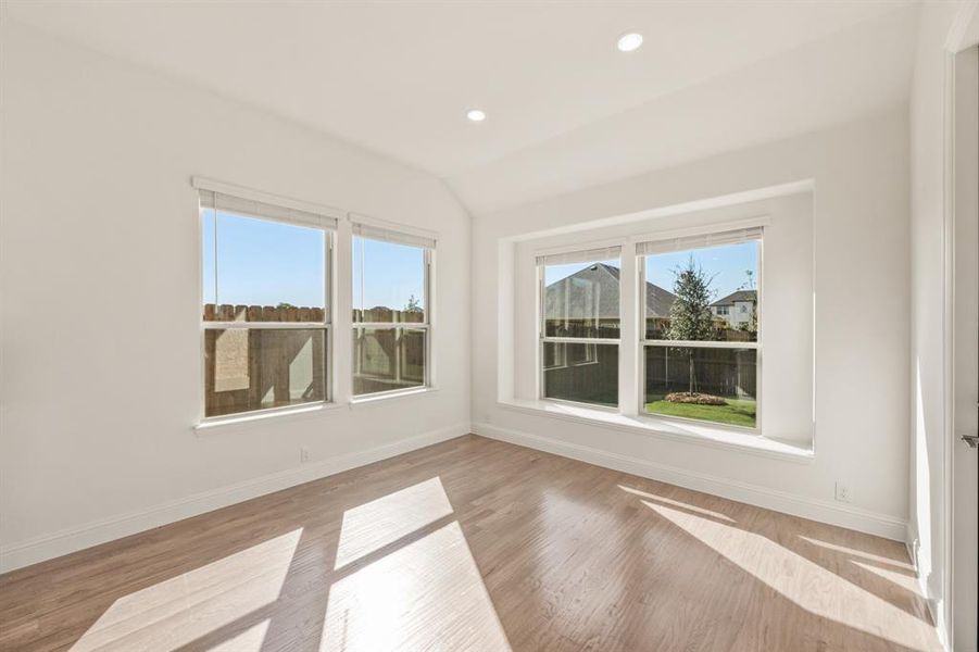 Spacious, unfurnished interior of a new home in Wildflower Ranch 60-65, Fort Worth (Image 25). Spacious, unfurnished interior of a new home in Wildflower Ranch 60-65, Fort Worth (Image 25).