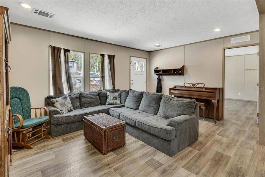 Furnished interior view inside a new home in , Homosassa Springs (Image 7).