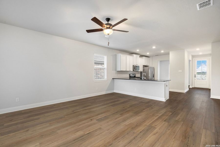 Spacious, unfurnished interior of a new home in Hightop Ridge, Converse (Image 10).