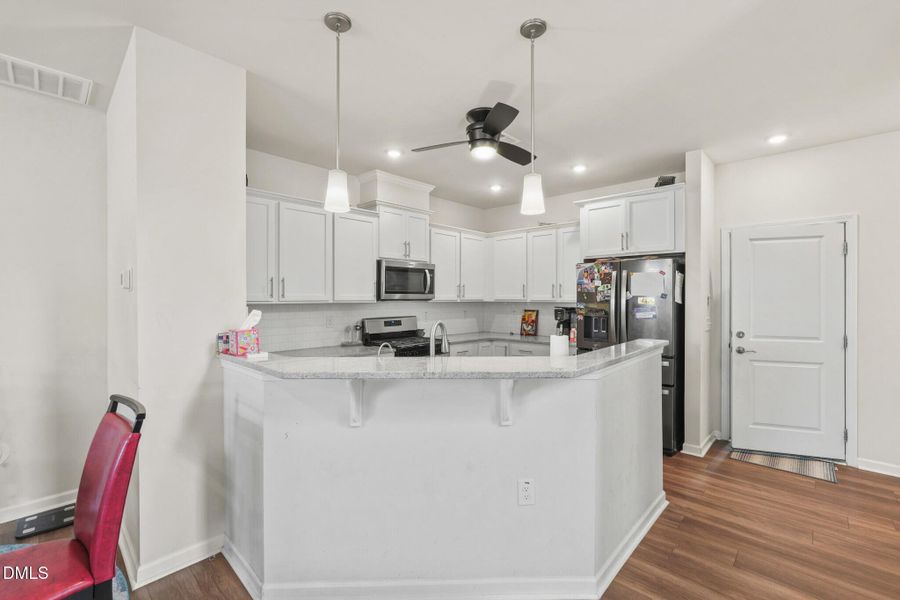 321_Parker_Station_Avenue_015 321_Parker_Station_Avenue_015