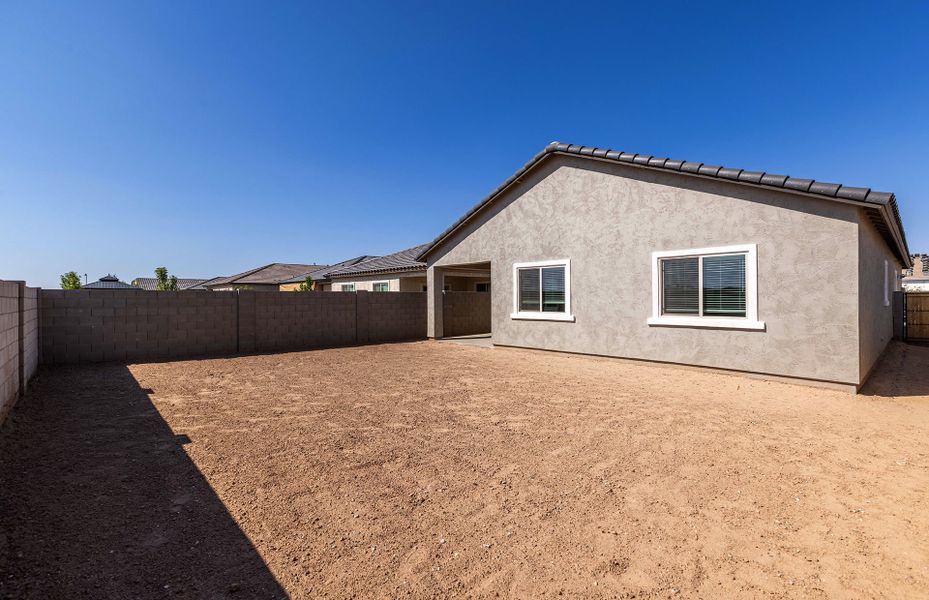 Exterior details and patio area of a home in El Rancho Santa Rosa, Maricopa (Image 19).