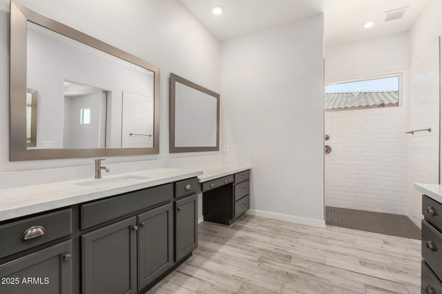 20 - Royal Palm 20 - Royal Palm