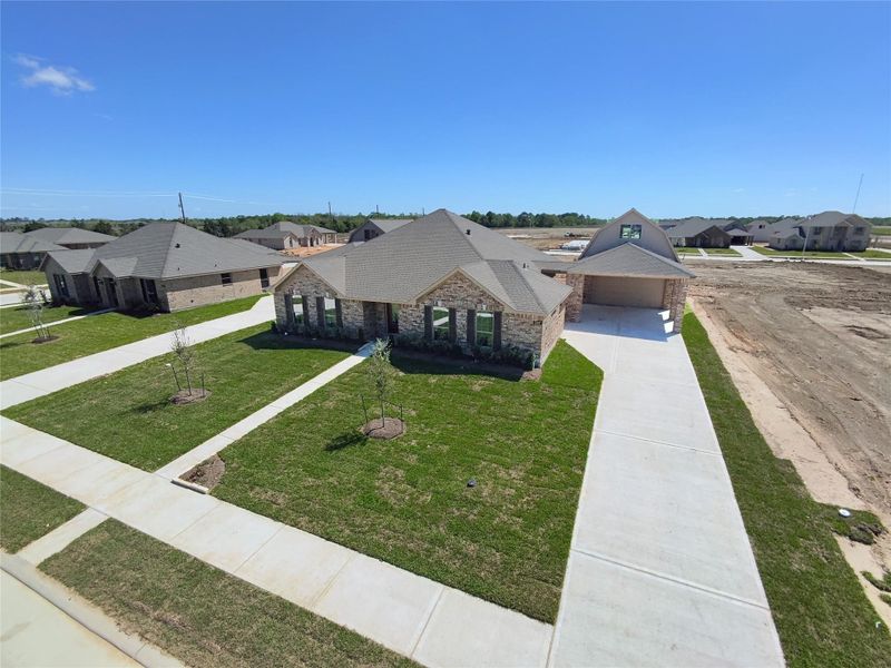 Image 33 of a home in .