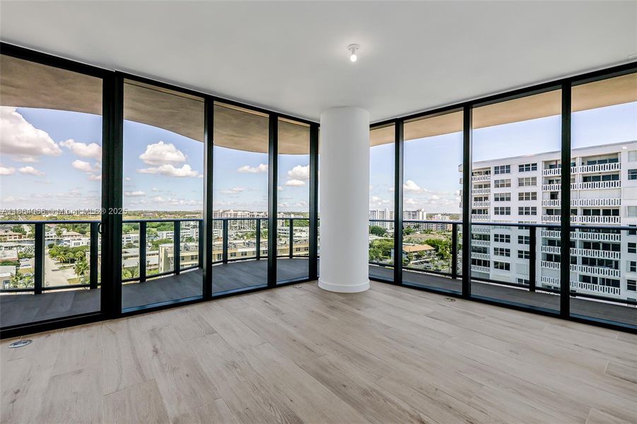 Spacious, unfurnished interior of a new home in , Pompano Beach (Image 21). Spacious, unfurnished interior of a new home in , Pompano Beach (Image 21).