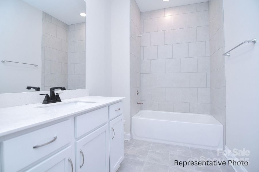 Furnished interior view inside a new home in Harbor Watch, Statesville (Image 10). Furnished interior view inside a new home in Harbor Watch, Statesville (Image 10).