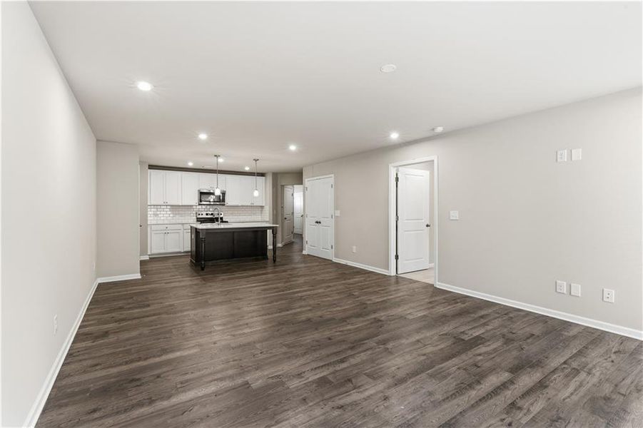 Spacious, unfurnished interior of a new home in Silver Leaf, Dawsonville (Image 27).