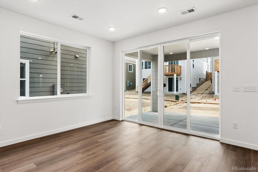 Spacious, unfurnished interior of a new home in The Summit at Meridian, Englewood (Image 17).