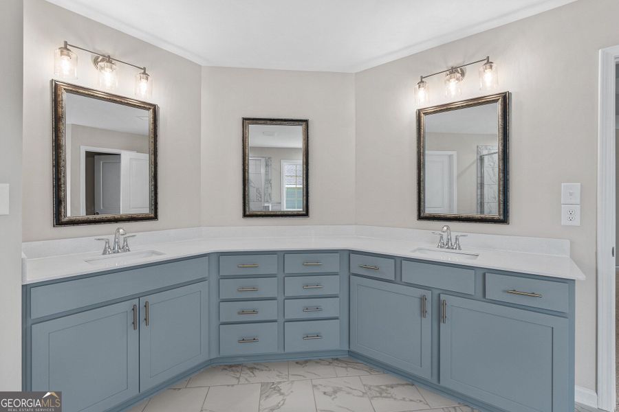 Furnished interior view inside a new home in Juliette Crossing, Forsyth (Image 13).