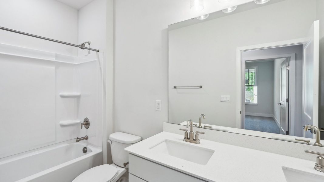 Representative furnished interior of a home built from the Willow by D.R. Horton in Westport, York (Image 8).